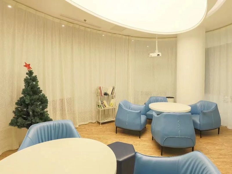 一樓（lóu）新休息區.jpg