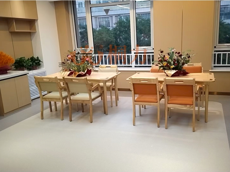 1751608388696279.jpg 餐廳(1).jpg