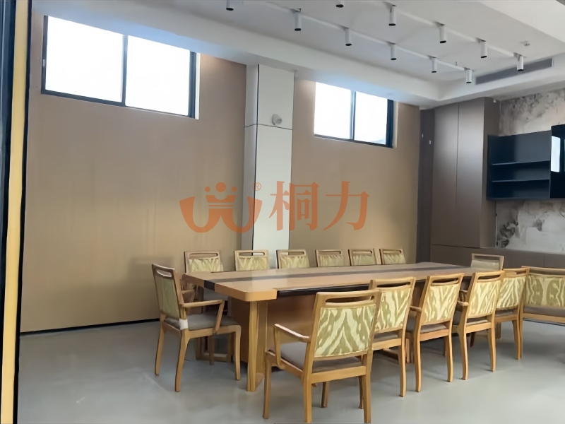 1765422180667917.jpg 活動室.jpg
